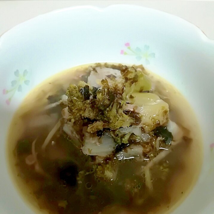 出汁不要で滋味深い♪白菜大根ブロッコリー海苔スープ